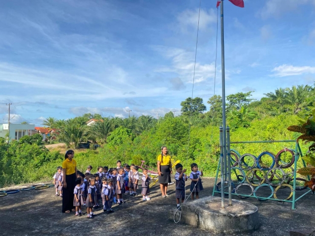 กิจกรรมวันพระราชทานธงชาติไทย (Thai National  Flag Day)
