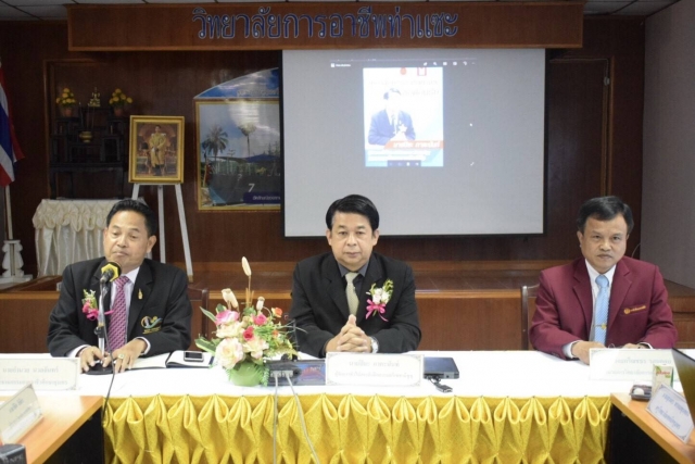 เมื่อวันที่ 30 ส.ค.61 นายกนิยม สังข์เอียดร่วมเป็นเกียรติในการมอบครุภัณฑ์