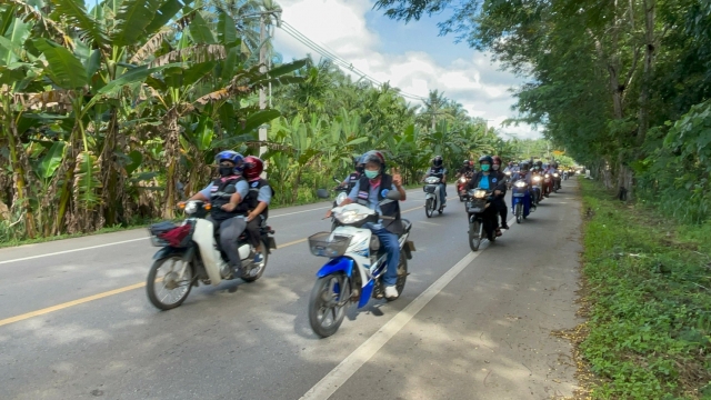 โครงการรณรงค์สวมหมวกนิรภัย 100 เปอร์เซ็นต์ ตำบลหงษ์เจริญ