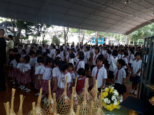 วันนี้ 25 ก.ค. 61 อบต.หงษ์เจริญ ร่วมกิจกรรม ปลูกต้นรวงผึ้ง เฉลิมพระเกียรติ สมเด็จพระเจ้าอยู่หัว รั